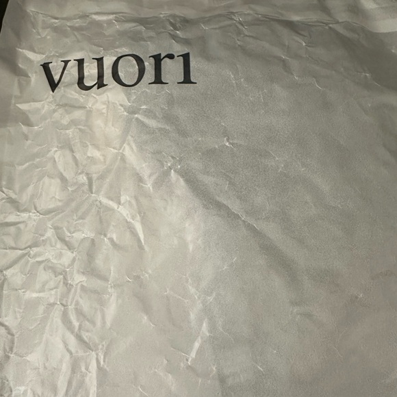 NWT: VUORI Halo Performance Crop 2.0 - Picture 4 of 4